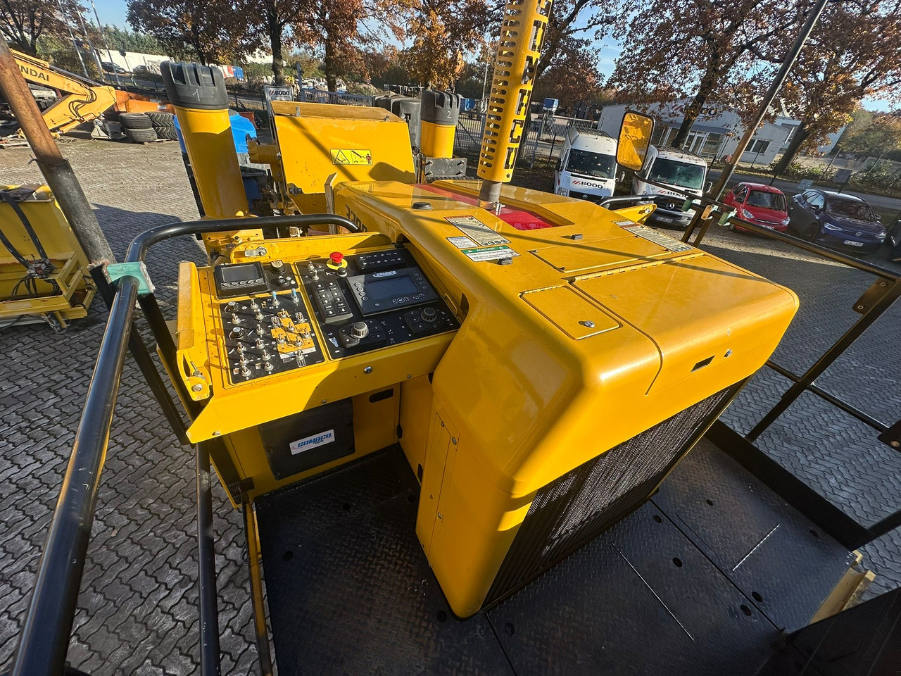 GOMACO 3300 - מפזרת בטון: תמונה 5 GOMACO 3300 - מפזרת בטון: תמונה 5