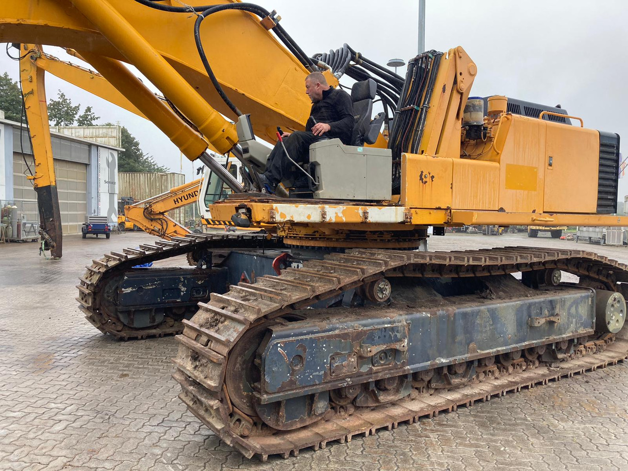 LIEBHERR R964BEW - מחפר סורק: תמונה 2 LIEBHERR R964BEW - מחפר סורק: תמונה 2