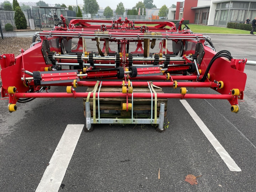 Grimme Intake for VARITRON 470 - row width 90 cm - כלי/ ציוד: תמונה 3 Grimme Intake for VARITRON 470 - row width 90 cm - כלי/ ציוד: תמונה 3