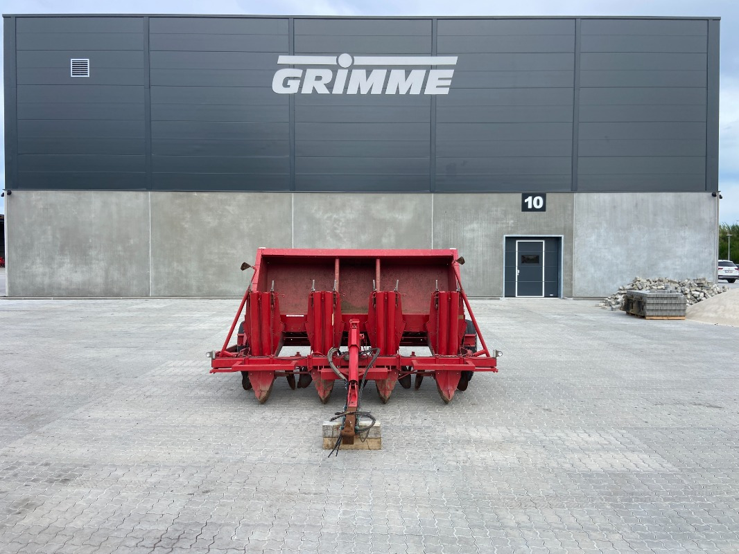 Kverneland UN-1350 - מקצרה: תמונה 1 Kverneland UN-1350 - מקצרה: תמונה 1