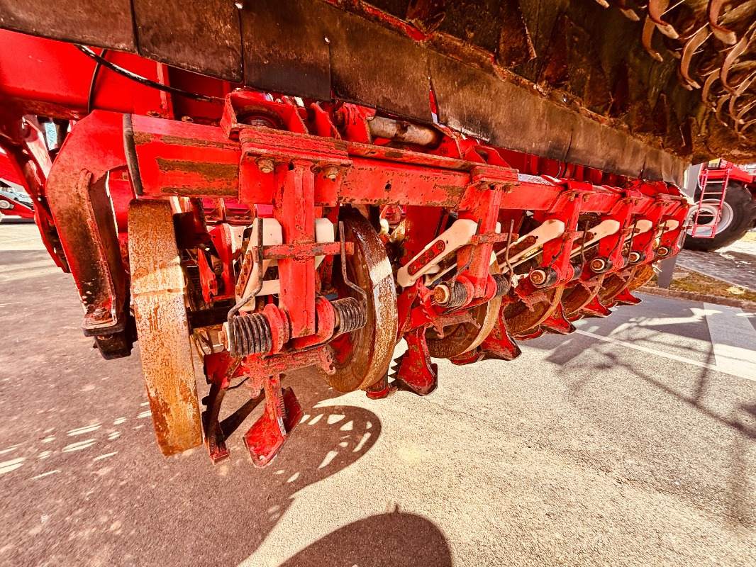 ציוד עיבוד קרקע Grimme MAXTRON 620: תמונה 35