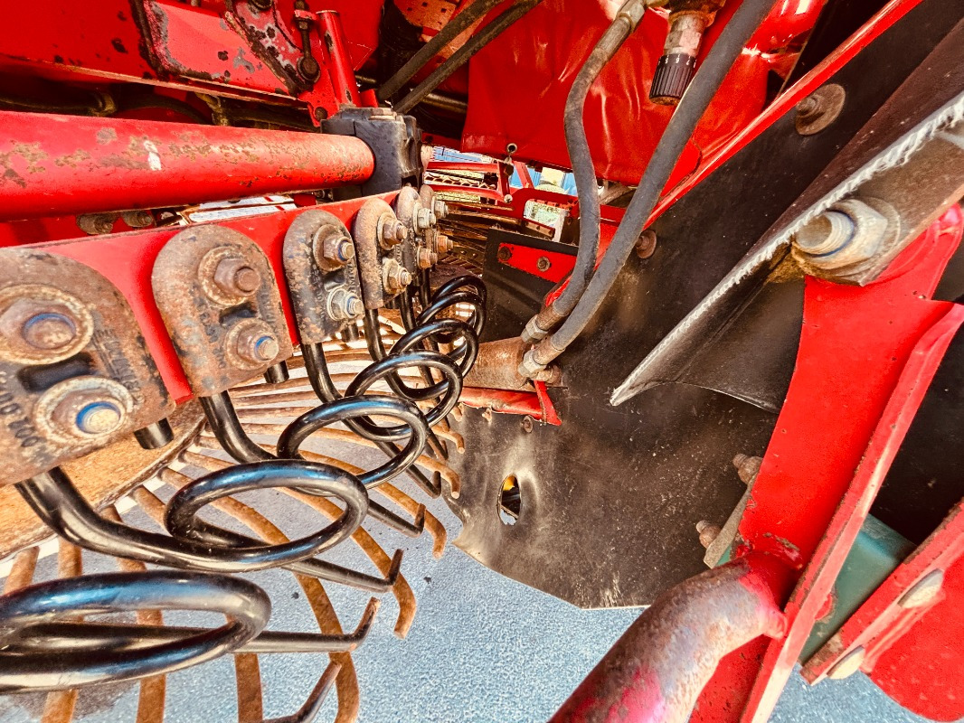 ציוד עיבוד קרקע Grimme REXOR 6200: תמונה 35