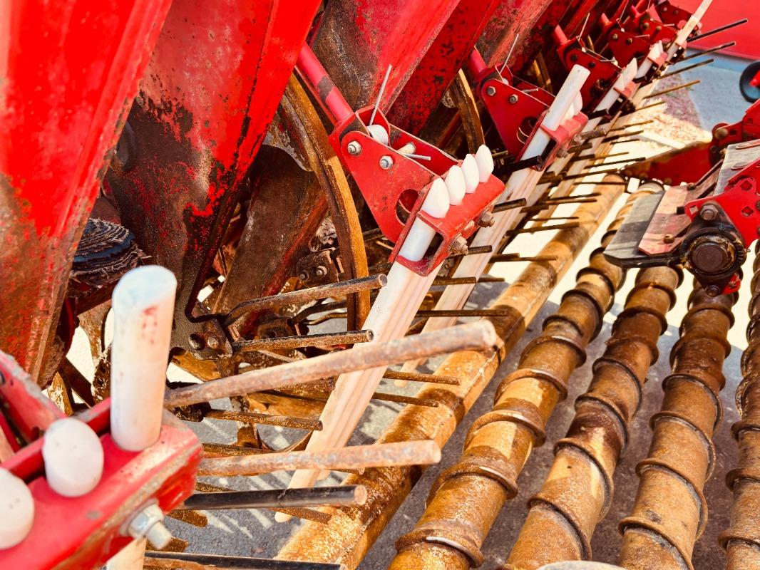 ציוד עיבוד קרקע Grimme REXOR 6200: תמונה 46