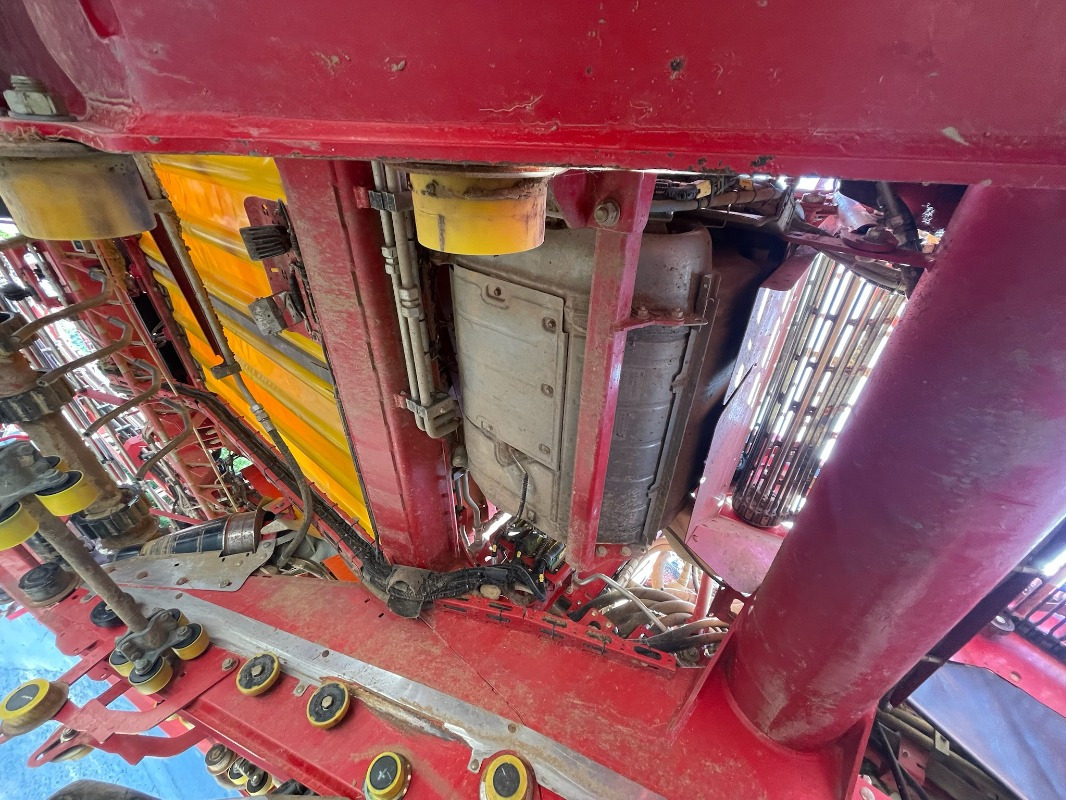 מקצרת תפוחי אדמה Grimme VARITRON 470   HT 400: תמונה 16