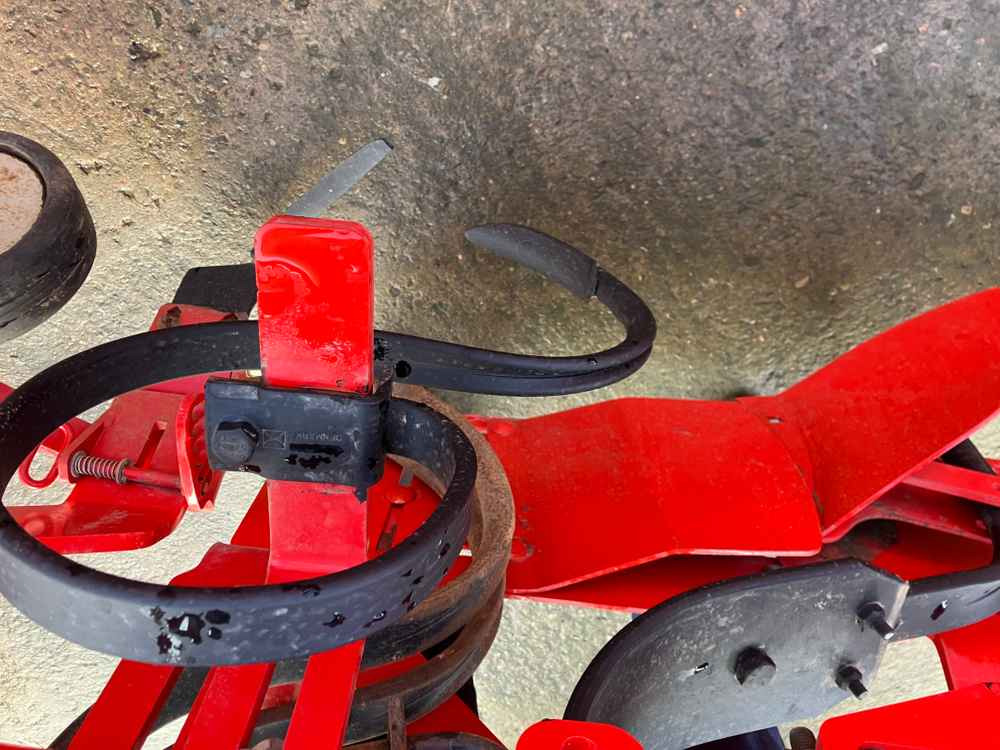 Grimme Grimme GH2, Weeder, Row Re-Former - מקצרה: תמונה 5 Grimme Grimme GH2, Weeder, Row Re-Former - מקצרה: תמונה 5