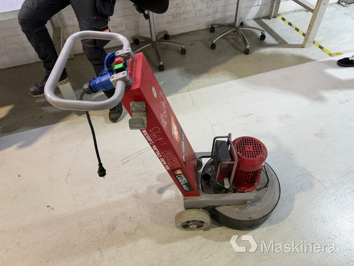 Betongslip Scanmaskin Scan Combiflex 450 - ציוד בנייה: תמונה 4 Betongslip Scanmaskin Scan Combiflex 450 - ציוד בנייה: תמונה 4