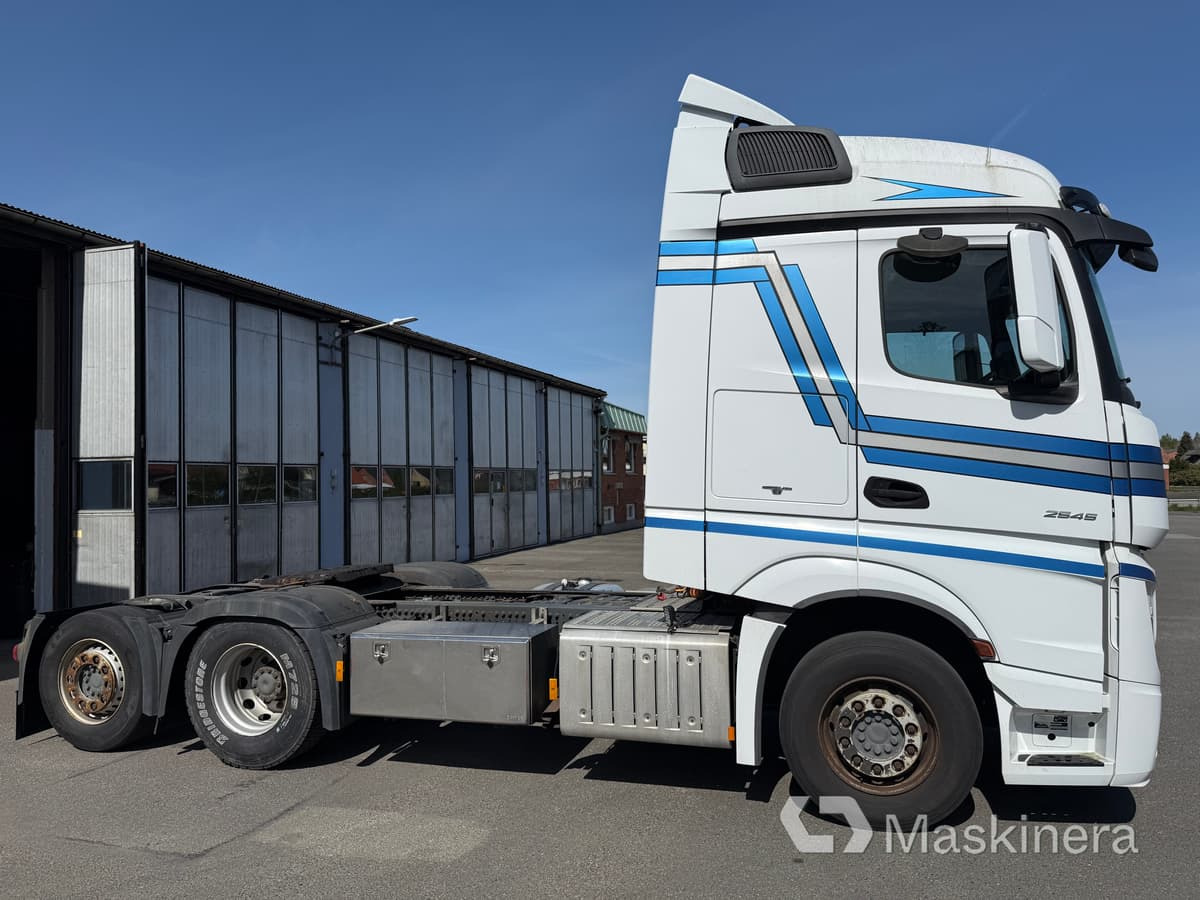 Dragbil Mercedes-Benz Actros 2545 - יחידת טרקטור: תמונה 4 Dragbil Mercedes-Benz Actros 2545 - יחידת טרקטור: תמונה 4