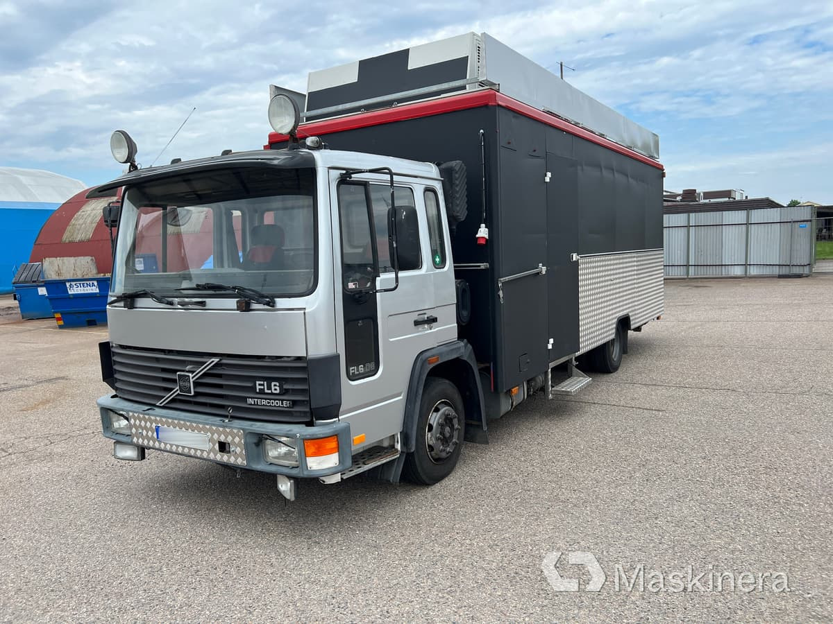 Foodtruck Volvo FL611 4X2 - משאית ממכר: תמונה 1 Foodtruck Volvo FL611 4X2 - משאית ממכר: תמונה 1