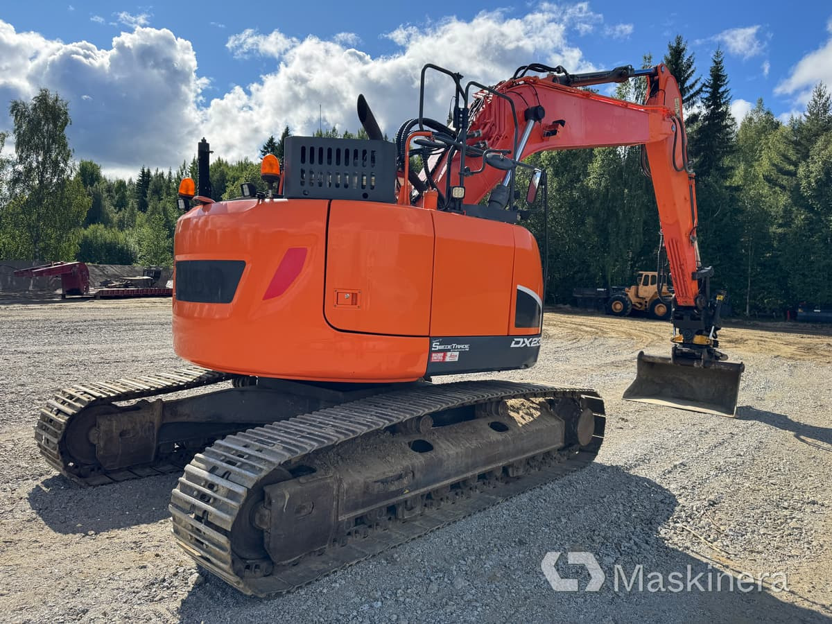 Grävmaskin Doosan DX235LCR-5 - מחפר סורק: תמונה 5 Grävmaskin Doosan DX235LCR-5 - מחפר סורק: תמונה 5