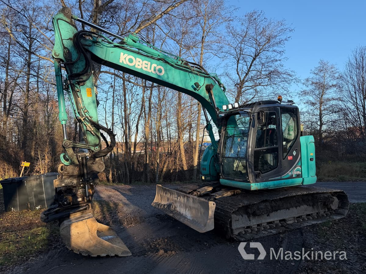 Grävmaskin Kobelco SK140SRLC-5 - מחפר סורק: תמונה 1 Grävmaskin Kobelco SK140SRLC-5 - מחפר סורק: תמונה 1