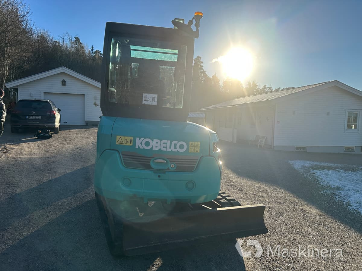Grävmaskin Kobelco SK26 - מחפר סורק: תמונה 4 Grävmaskin Kobelco SK26 - מחפר סורק: תמונה 4