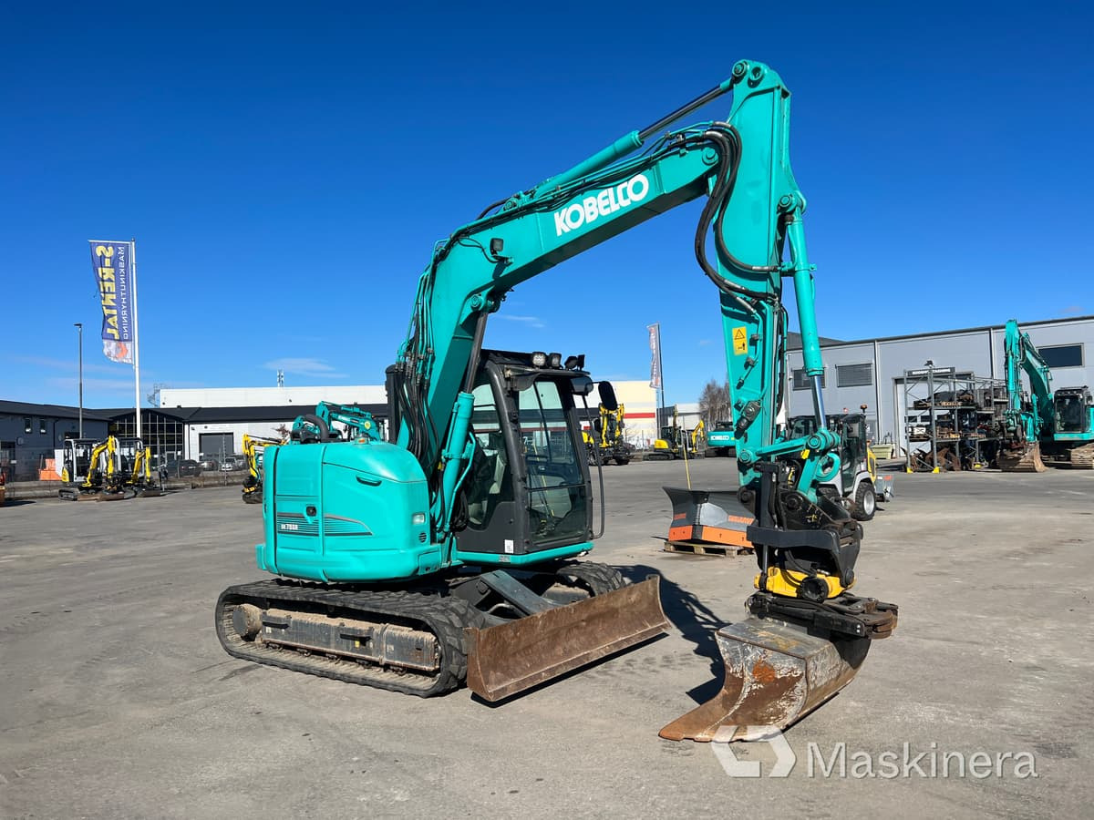 Grävmaskin Kobelco SK75SR-3E - מחפר סורק: תמונה 3 Grävmaskin Kobelco SK75SR-3E - מחפר סורק: תמונה 3