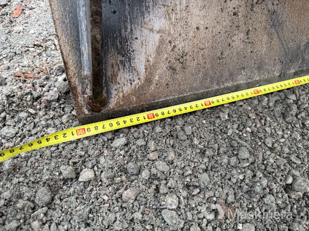 הַחכָּרָה  Grävmaskin Kubota KX027-4 med flera redskap Grävmaskin Kubota KX027-4 med flera redskap: תמונה 18