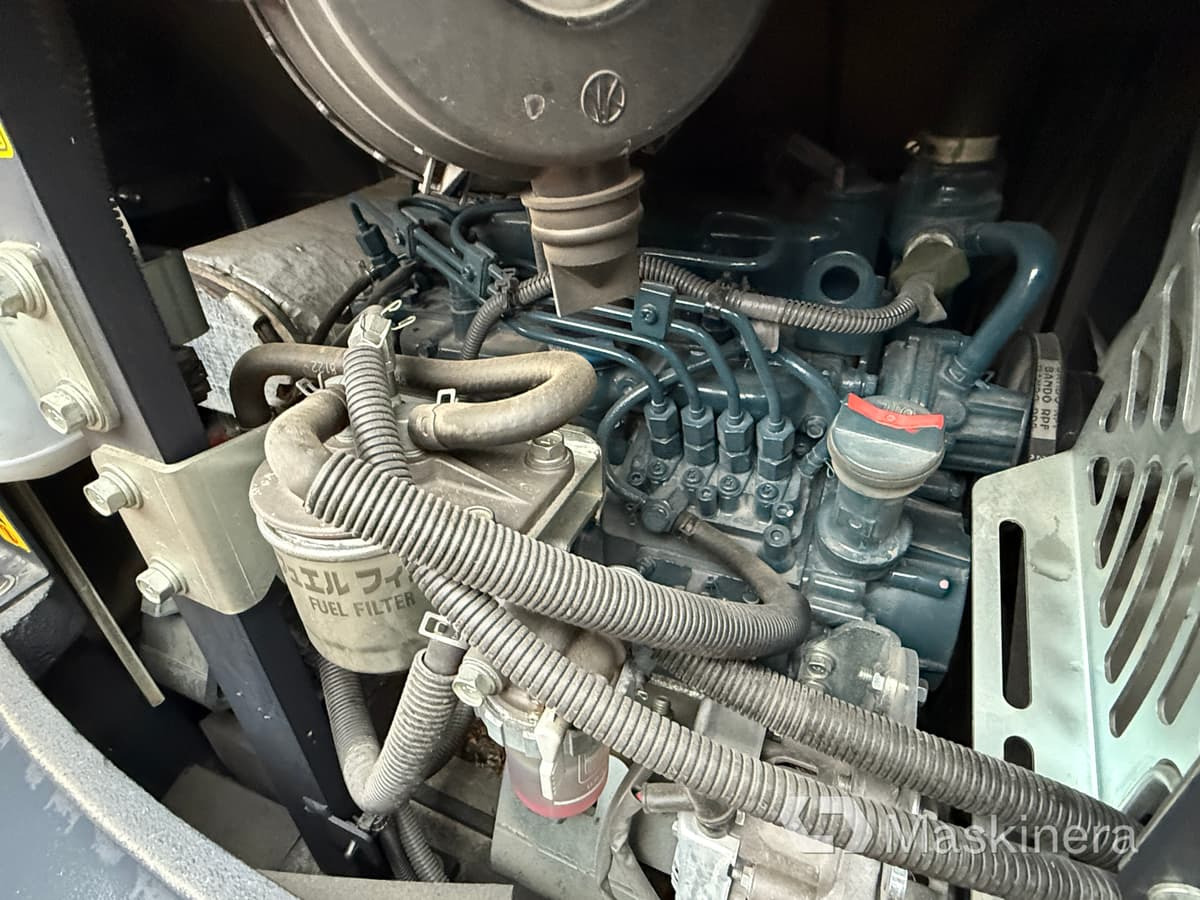 הַחכָּרָה  Grävmaskin Kubota KX027-4 med flera redskap Grävmaskin Kubota KX027-4 med flera redskap: תמונה 46