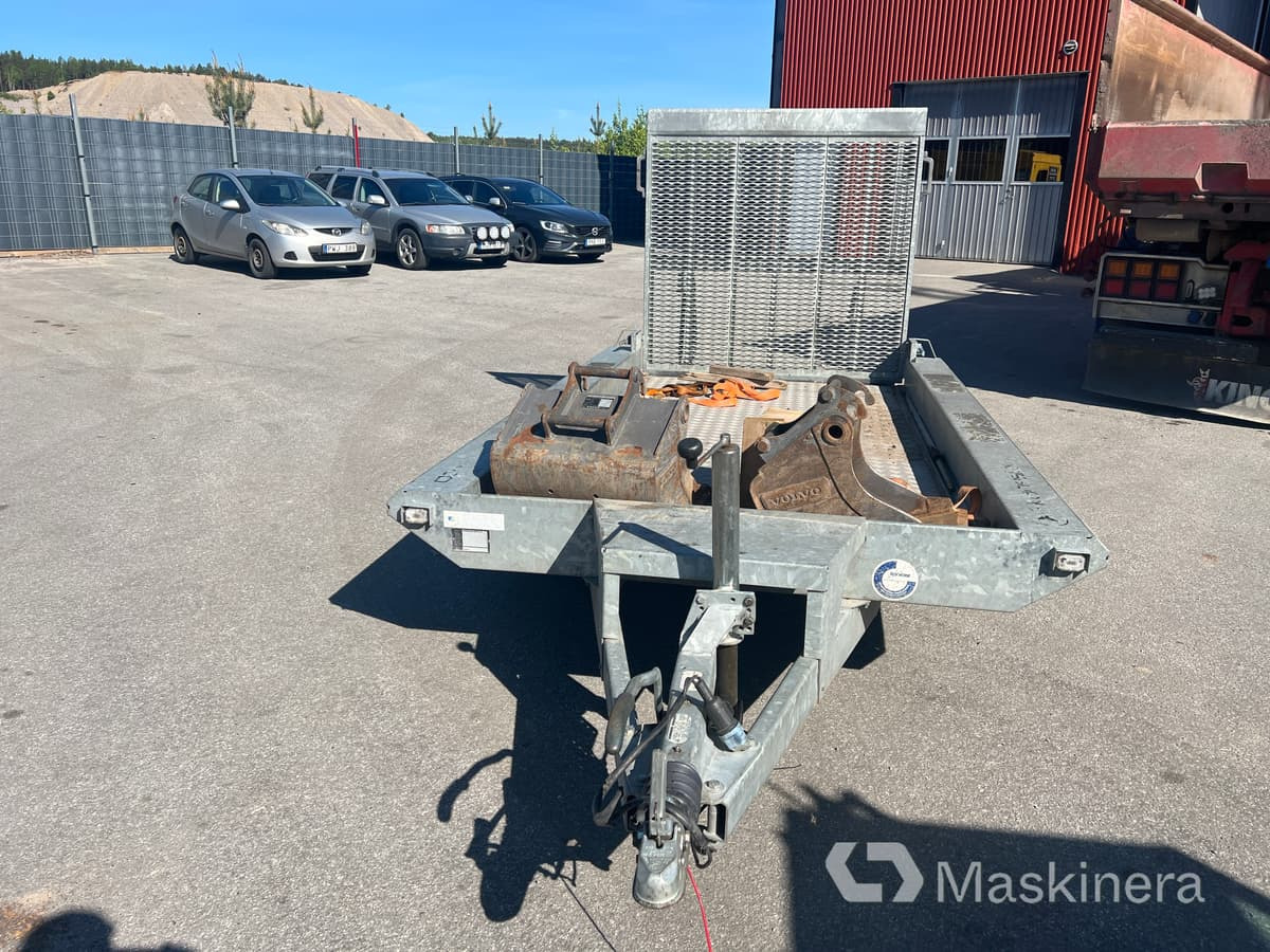 הַחכָּרָה  Grävmaskin Volvo EC18D med maskintrailer och redskap Grävmaskin Volvo EC18D med maskintrailer och redskap: תמונה 47