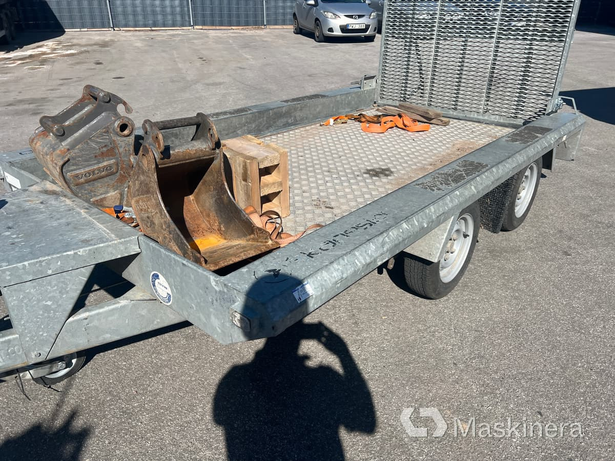 הַחכָּרָה  Grävmaskin Volvo EC18D med maskintrailer och redskap Grävmaskin Volvo EC18D med maskintrailer och redskap: תמונה 50