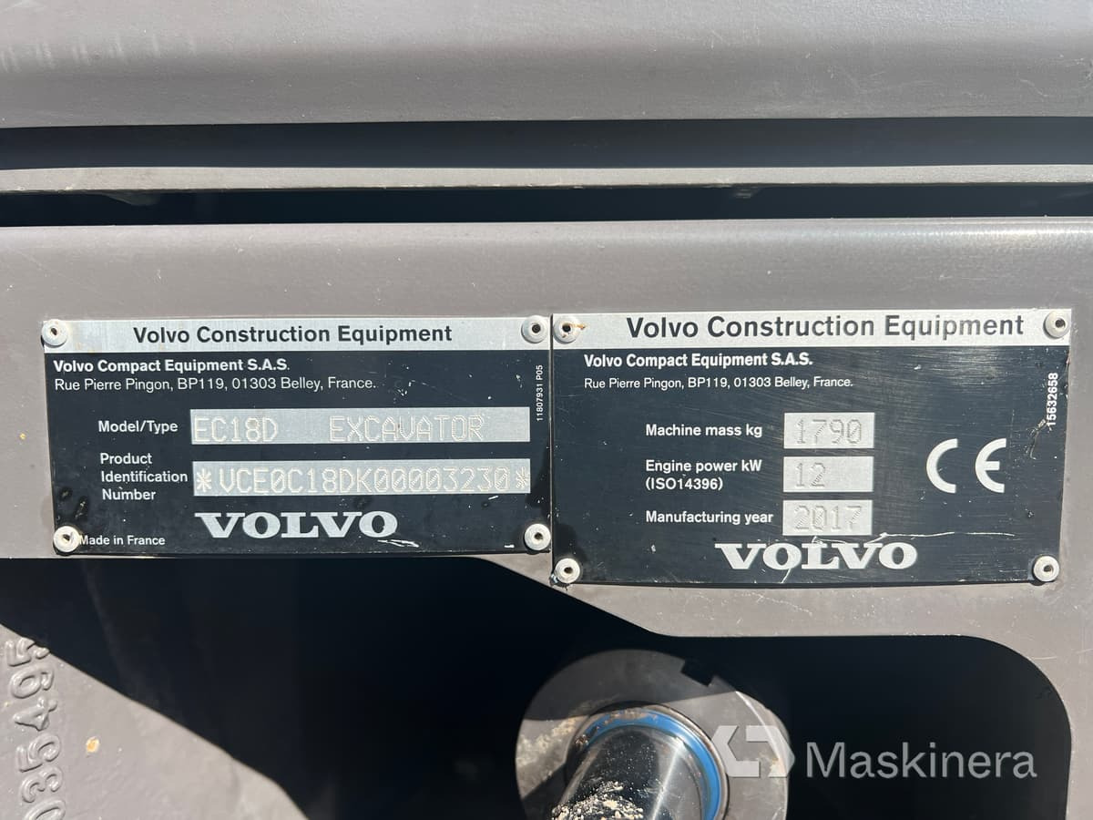 הַחכָּרָה  Grävmaskin Volvo EC18D med maskintrailer och redskap Grävmaskin Volvo EC18D med maskintrailer och redskap: תמונה 44