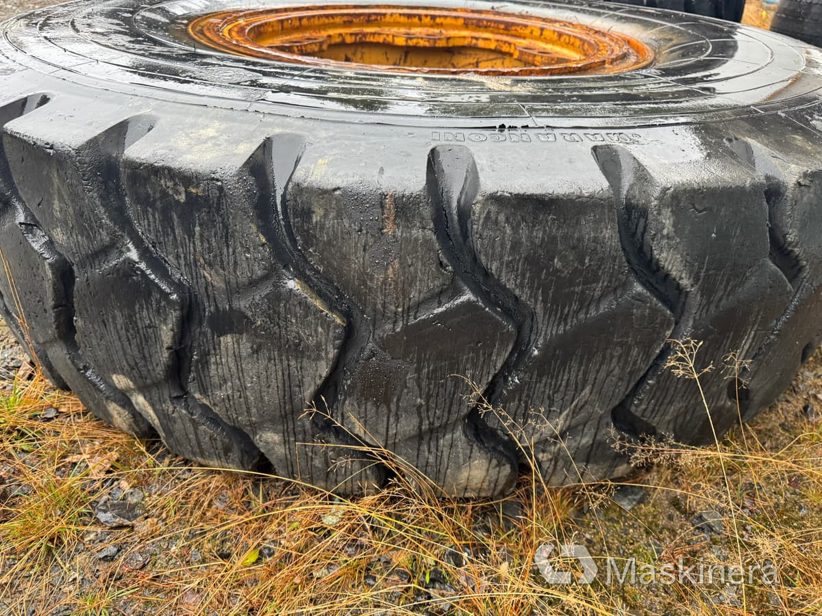 Hjul Marangoni 18.00-33 MDT - חבילת גלגלים וצמיגים עבור מכונת בנייה: תמונה 4 Hjul Marangoni 18.00-33 MDT - חבילת גלגלים וצמיגים עבור מכונת בנייה: תמונה 4