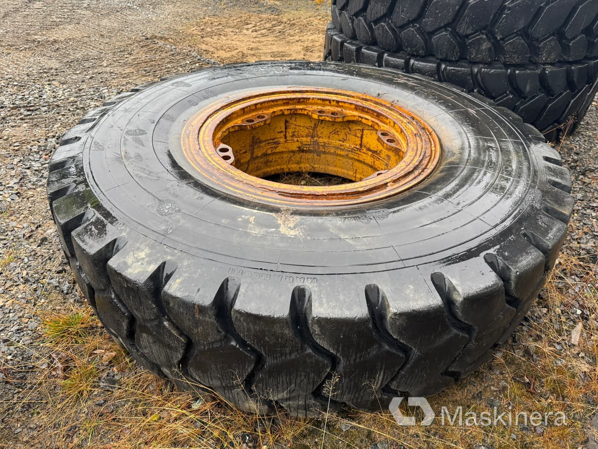 Hjul Marangoni 18.00-33 MDT - חבילת גלגלים וצמיגים עבור מכונת בנייה: תמונה 3 Hjul Marangoni 18.00-33 MDT - חבילת גלגלים וצמיגים עבור מכונת בנייה: תמונה 3