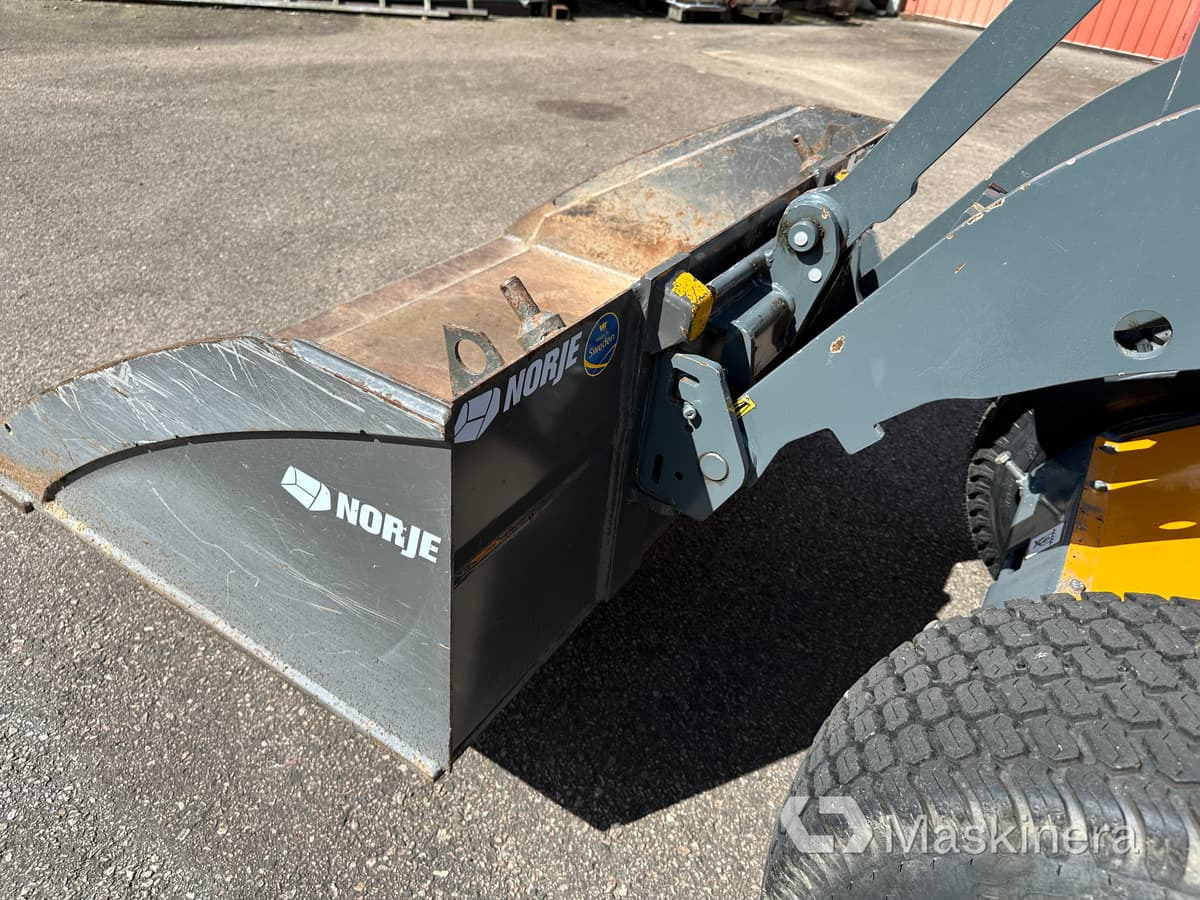 מעמיס גלגלים Hjullastare Giant D204SW: תמונה 43