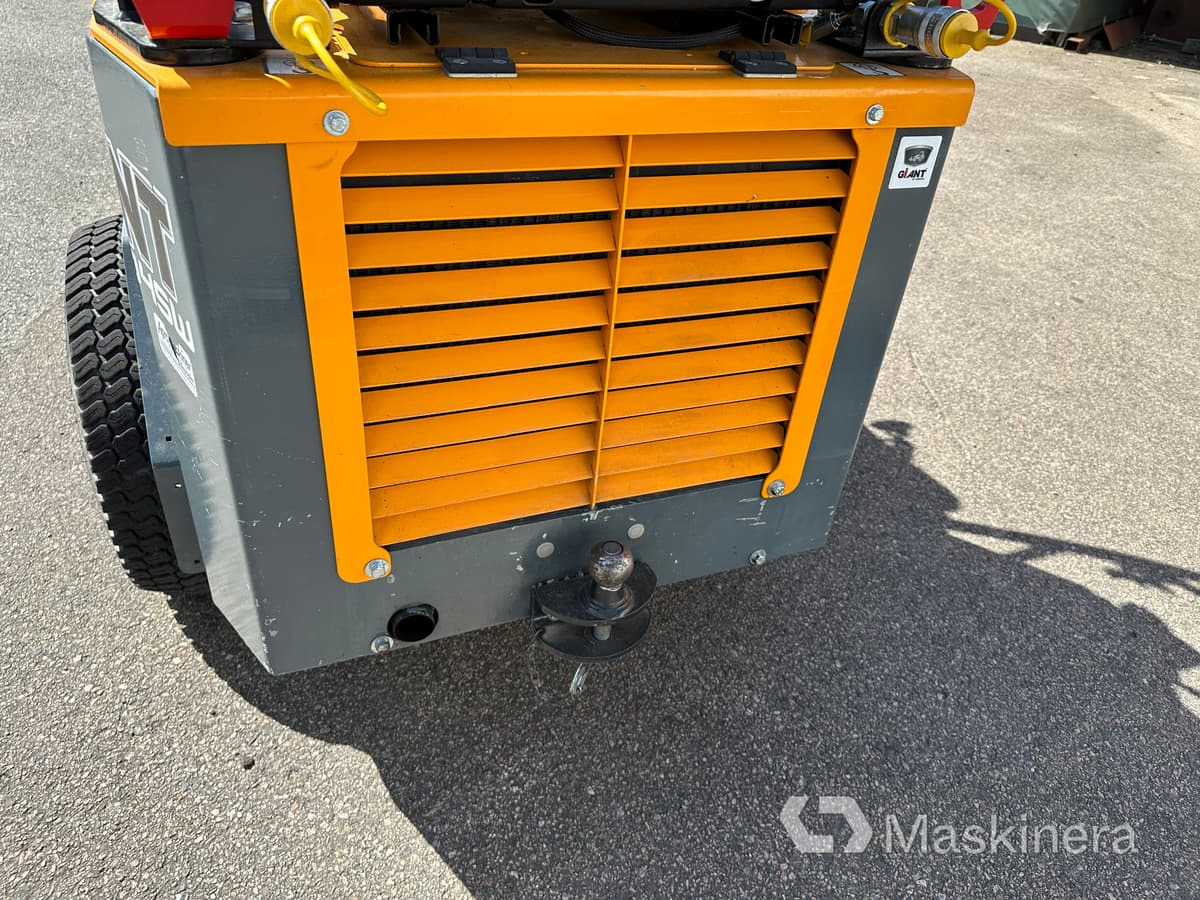 מעמיס גלגלים Hjullastare Giant D204SW: תמונה 15