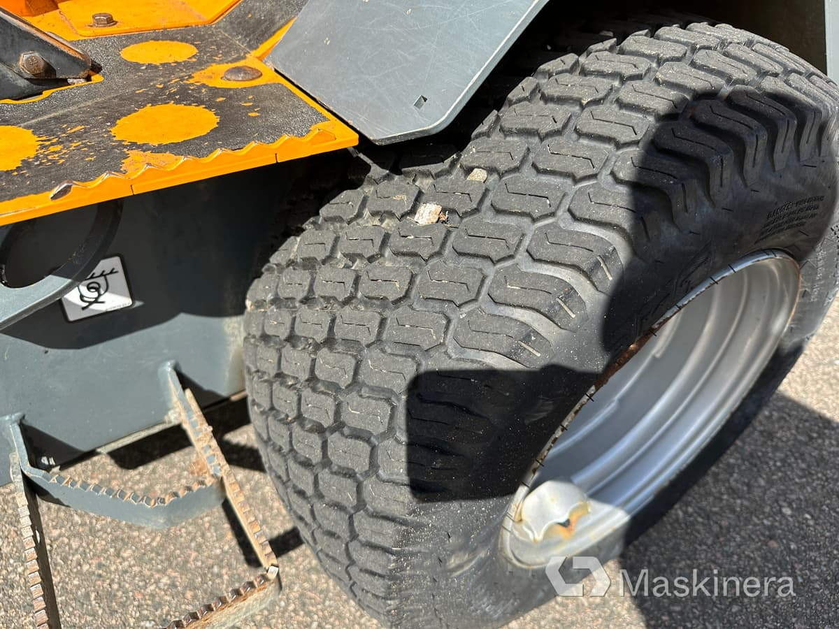 מעמיס גלגלים Hjullastare Giant D204SW: תמונה 9