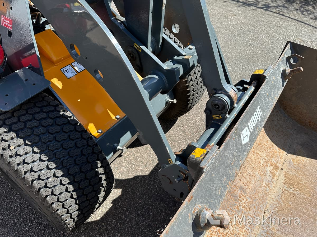 מעמיס גלגלים Hjullastare Giant D204SW: תמונה 33