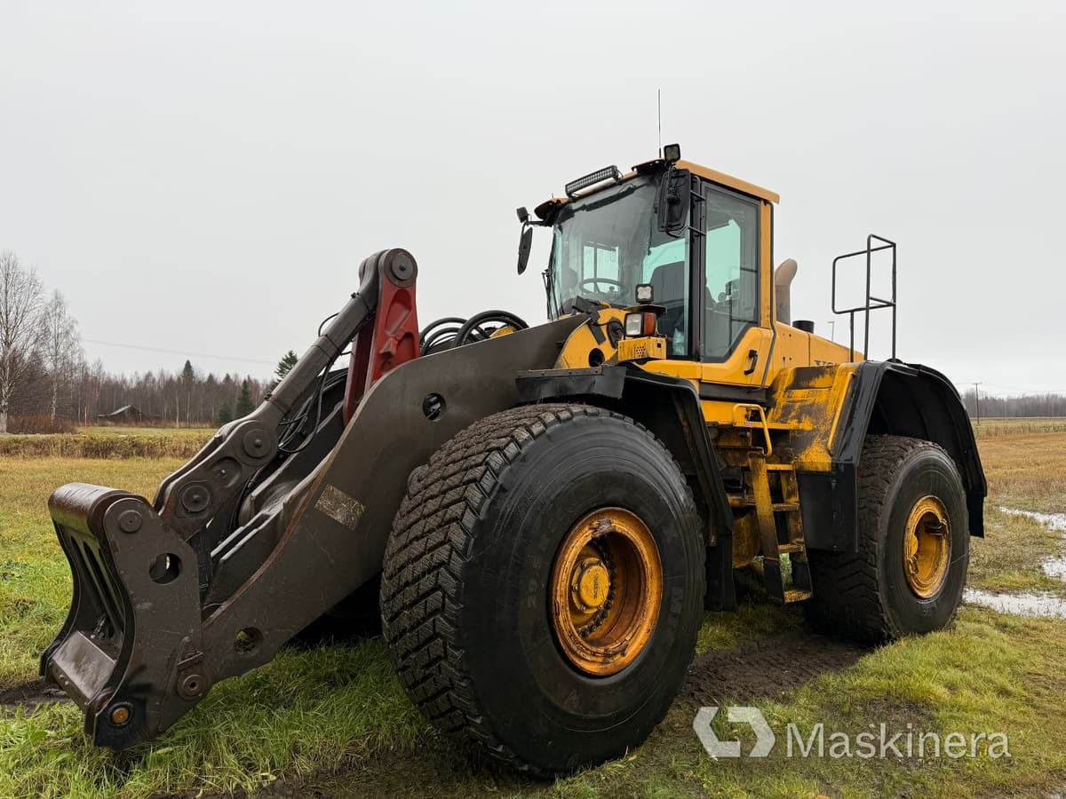 Hjullastare Volvo L220F - מכונות אחרות: תמונה 1 Hjullastare Volvo L220F - מכונות אחרות: תמונה 1