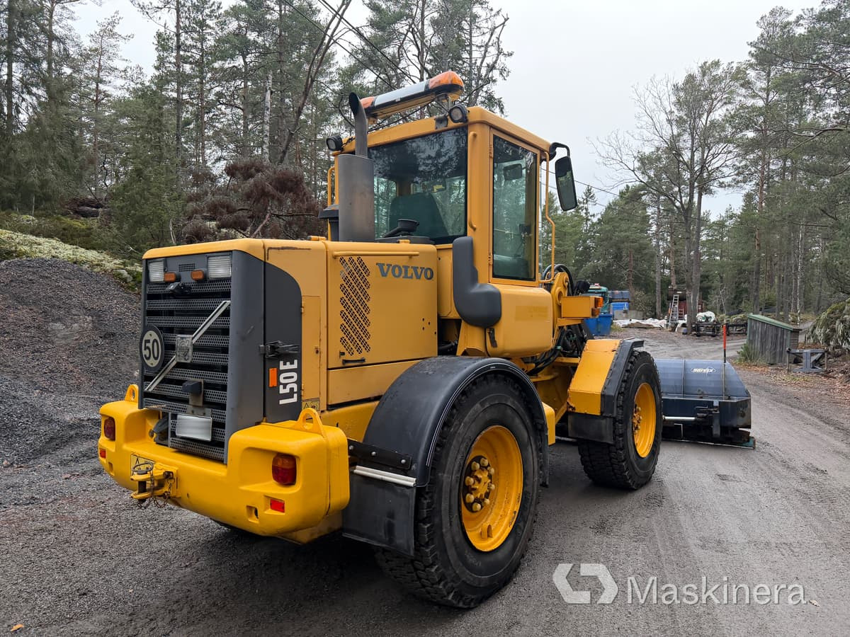 Hjullastare Volvo L50E med tillbehör - מכונות אחרות: תמונה 5 Hjullastare Volvo L50E med tillbehör - מכונות אחרות: תמונה 5