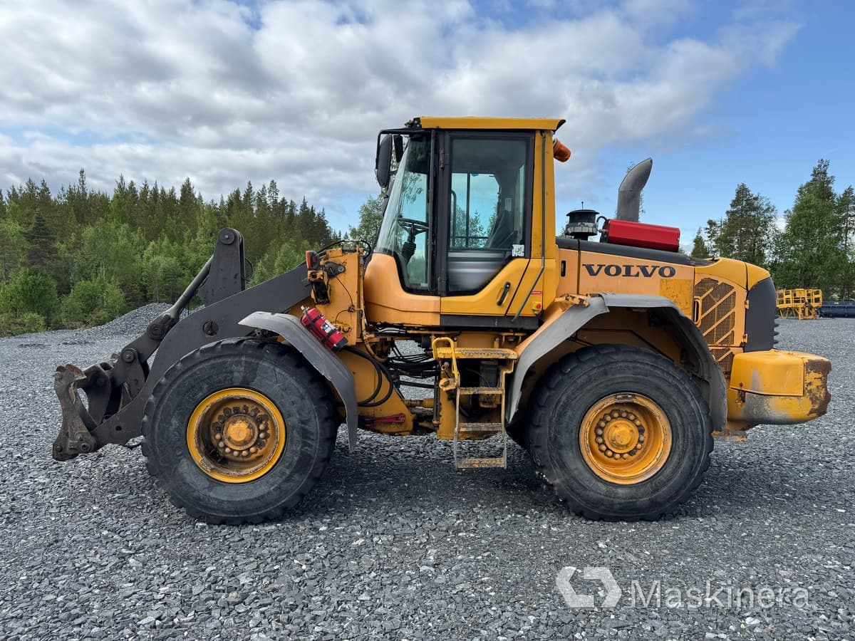 Hjullastare Volvo L90F - מעמיס גלגלים: תמונה 2 Hjullastare Volvo L90F - מעמיס גלגלים: תמונה 2