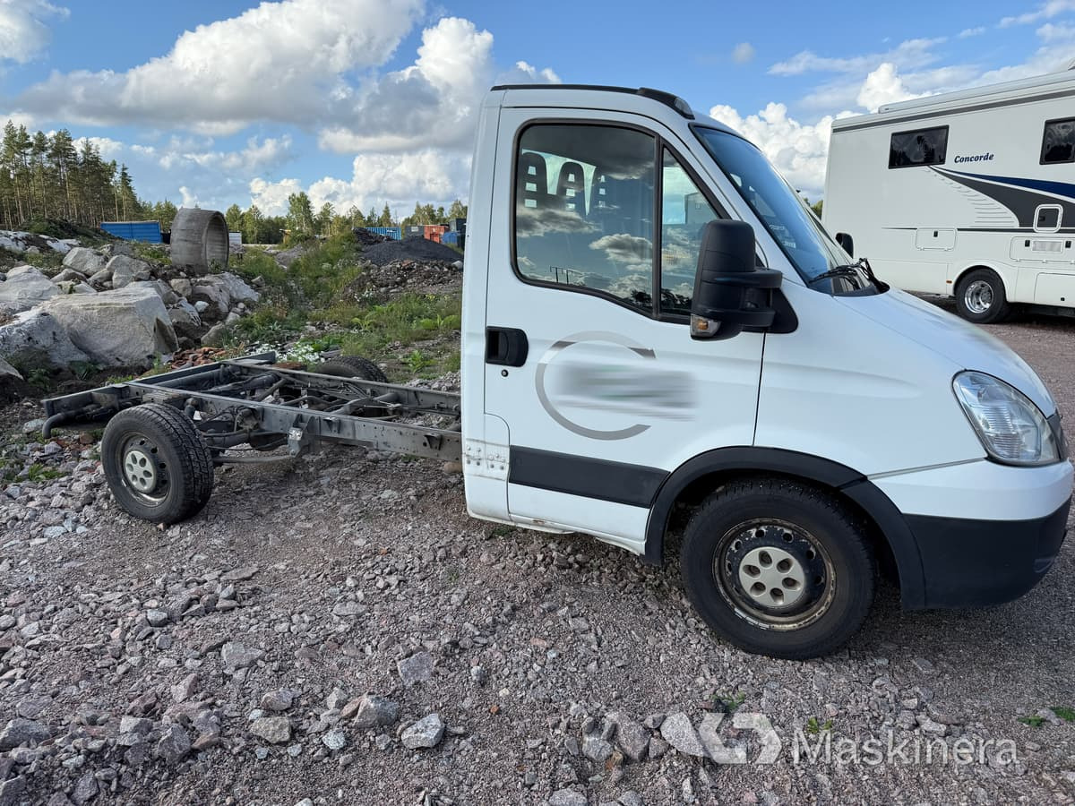 Iveco 35S14/3.0 Chassi (Rep. objekt) - כלי רכב מסחרי עם לוח: תמונה 4 Iveco 35S14/3.0 Chassi (Rep. objekt) - כלי רכב מסחרי עם לוח: תמונה 4