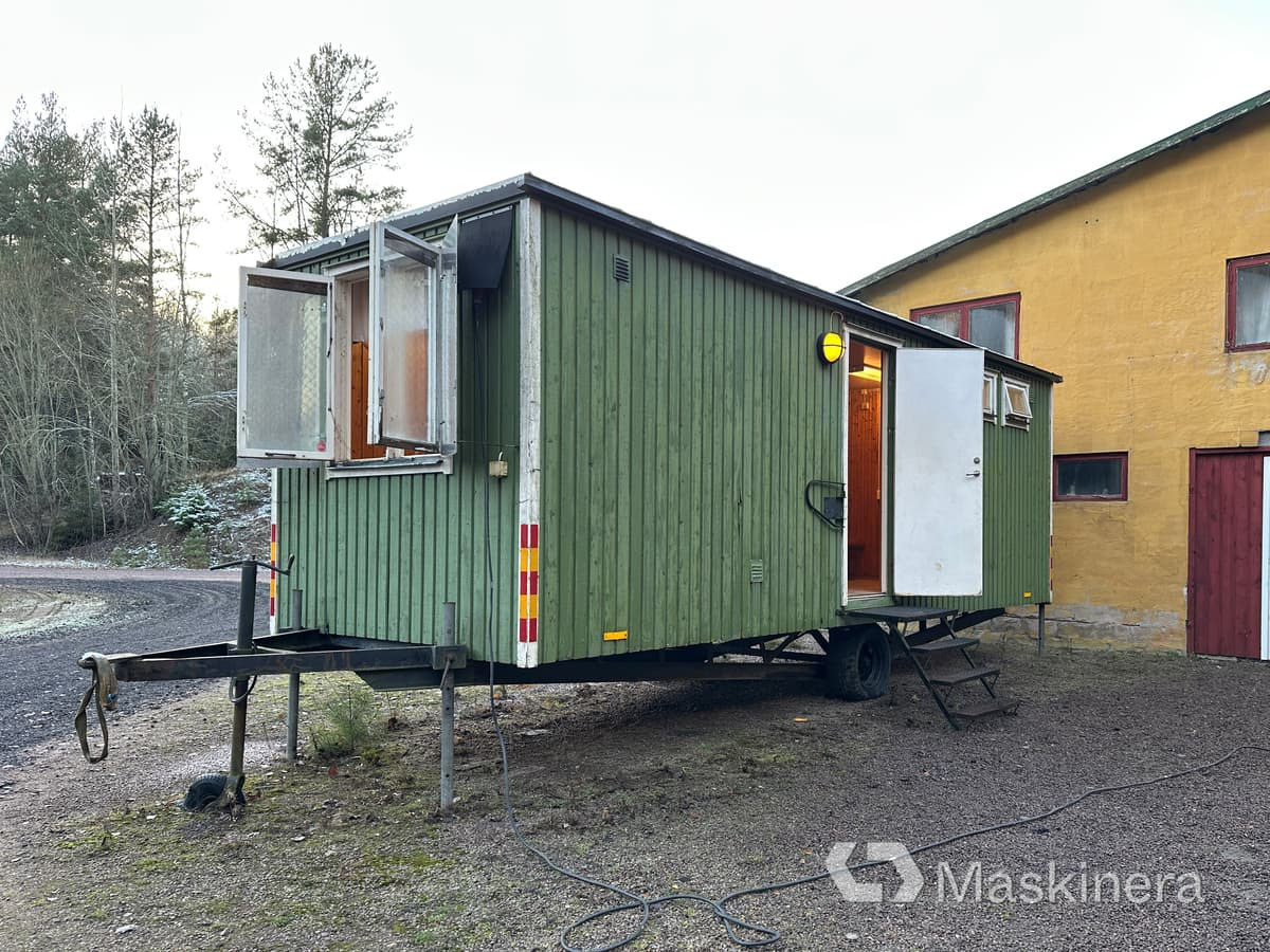 Manskapsbod Arbetsvagn Manskapsbod Arbetsvagn - מכונות אחרות: תמונה 1 Manskapsbod Arbetsvagn Manskapsbod Arbetsvagn - מכונות אחרות: תמונה 1