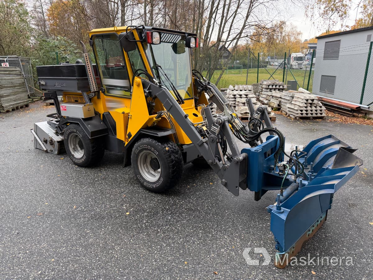 Redskapsbärare Wille 345 med snöutrustning - מפלסת שלג: תמונה 3 Redskapsbärare Wille 345 med snöutrustning - מפלסת שלג: תמונה 3