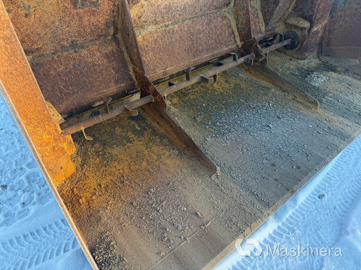 Sandningsskopa Mito Stora BM - דלי מעמיס: תמונה 3 Sandningsskopa Mito Stora BM - דלי מעמיס: תמונה 3