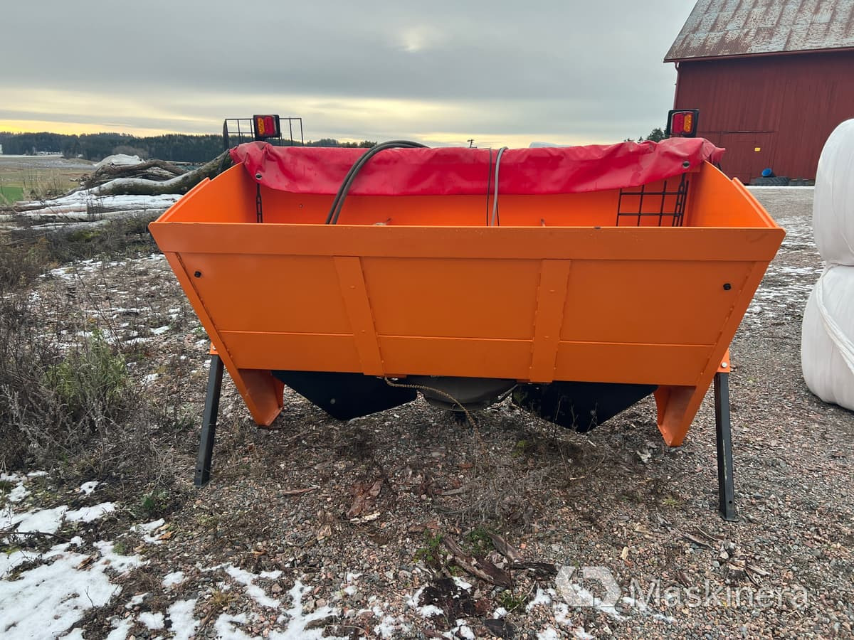 Sandspridare Trejon Optimal DS1700 - מפזר חול/ מלח: תמונה 2 Sandspridare Trejon Optimal DS1700 - מפזר חול/ מלח: תמונה 2