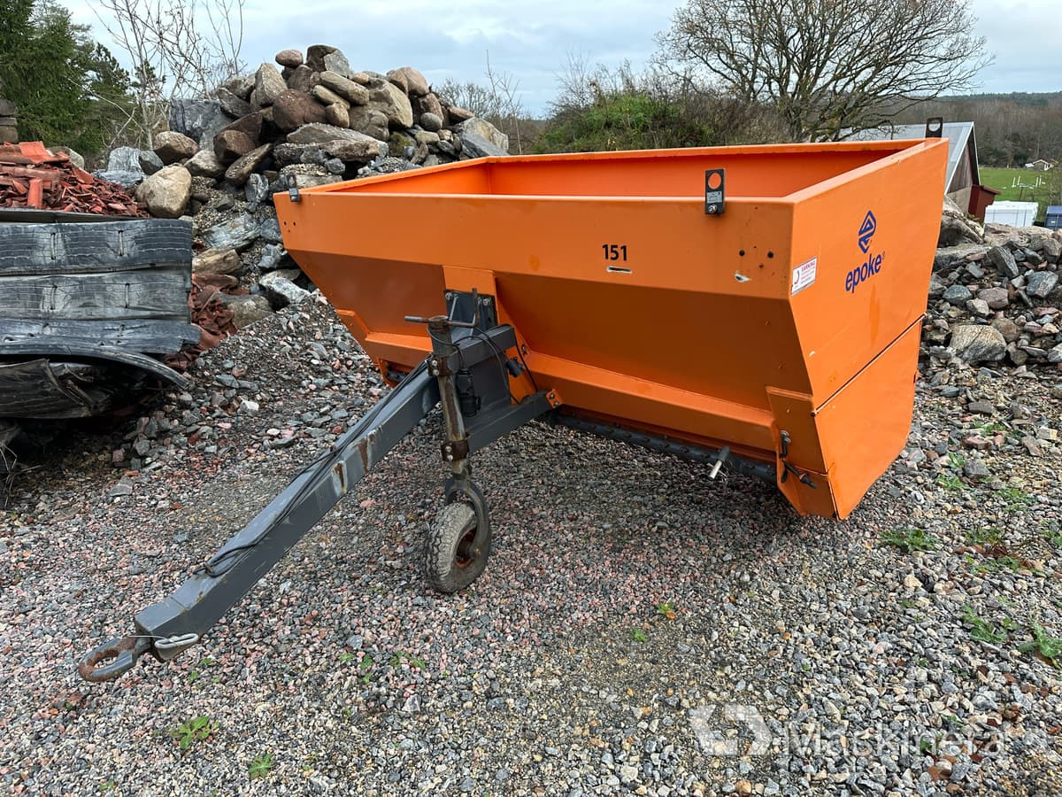 Sandspridare bogserbar Epoke SKE20 - מפזר חול/ מלח: תמונה 3 Sandspridare bogserbar Epoke SKE20 - מפזר חול/ מלח: תמונה 3