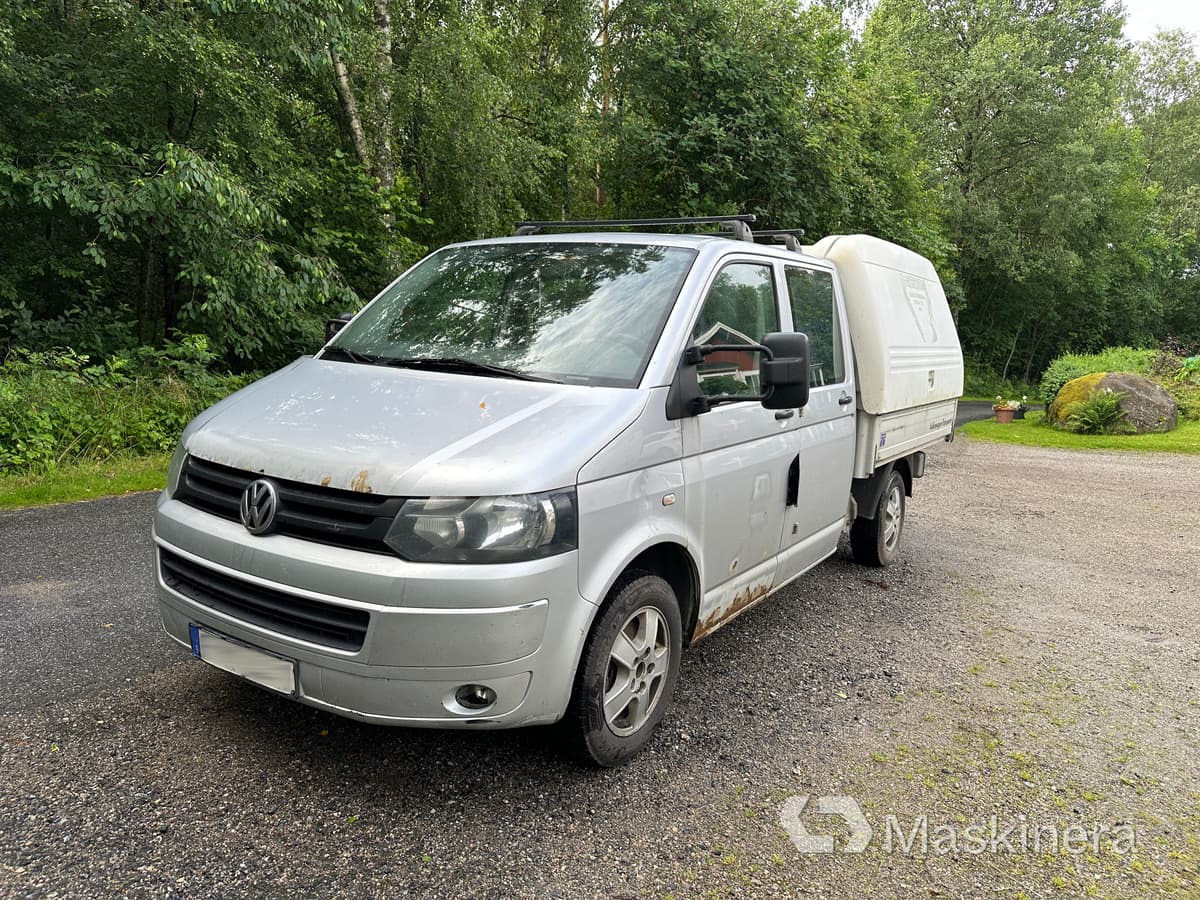 Skåpbil Volkswagen Transporter - כלי רכב מסחרי עם לוח: תמונה 1 Skåpbil Volkswagen Transporter - כלי רכב מסחרי עם לוח: תמונה 1