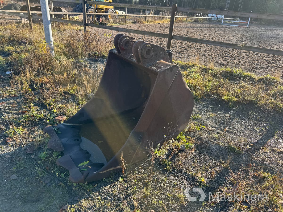 Tandad Grävskopa Cerapid 650L Poclain fäste - מכונות אחרות: תמונה 1 Tandad Grävskopa Cerapid 650L Poclain fäste - מכונות אחרות: תמונה 1