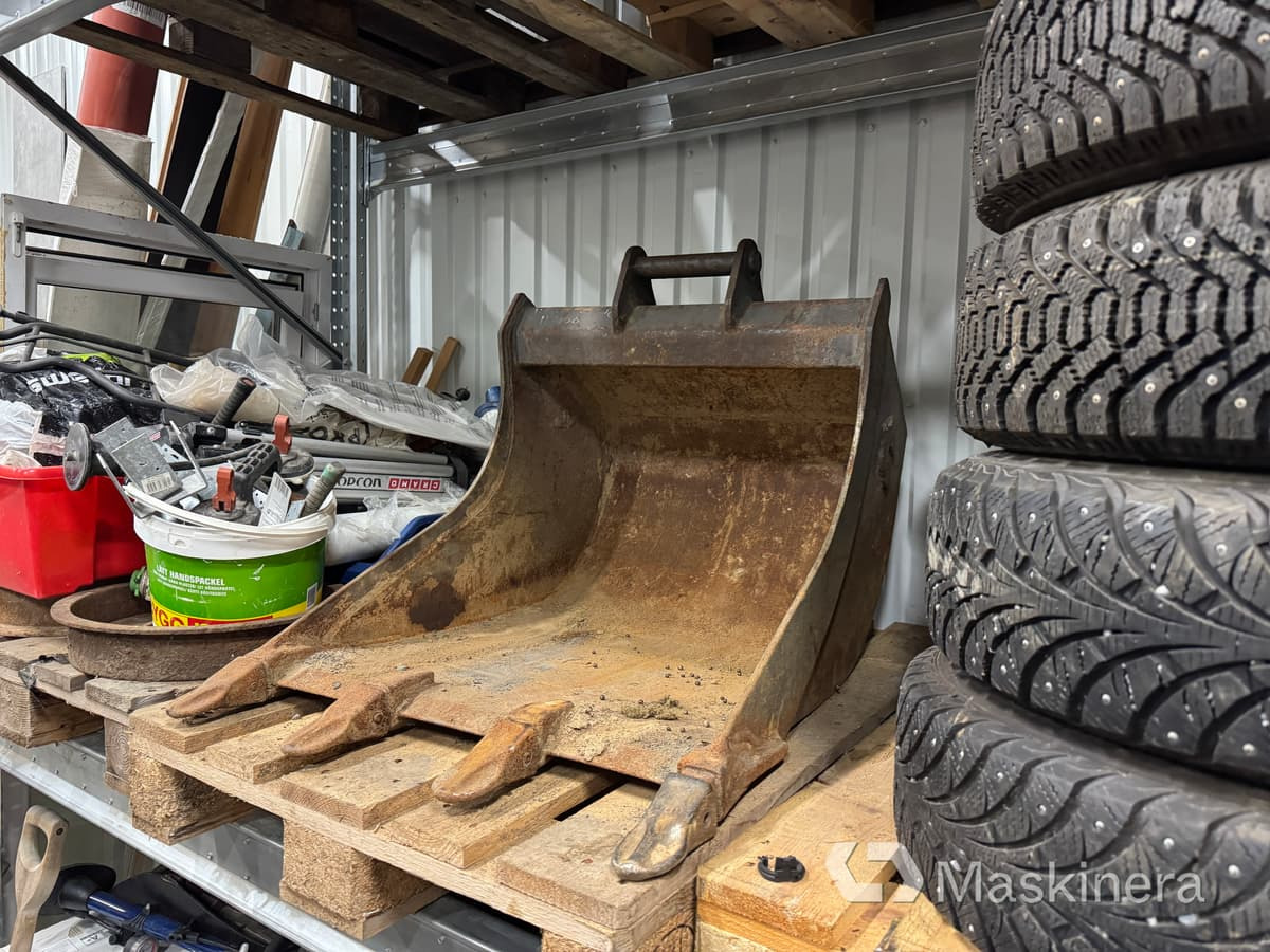 Tandad Grävskopa Götene G 230 S40 - דלי מחפר: תמונה 1 Tandad Grävskopa Götene G 230 S40 - דלי מחפר: תמונה 1