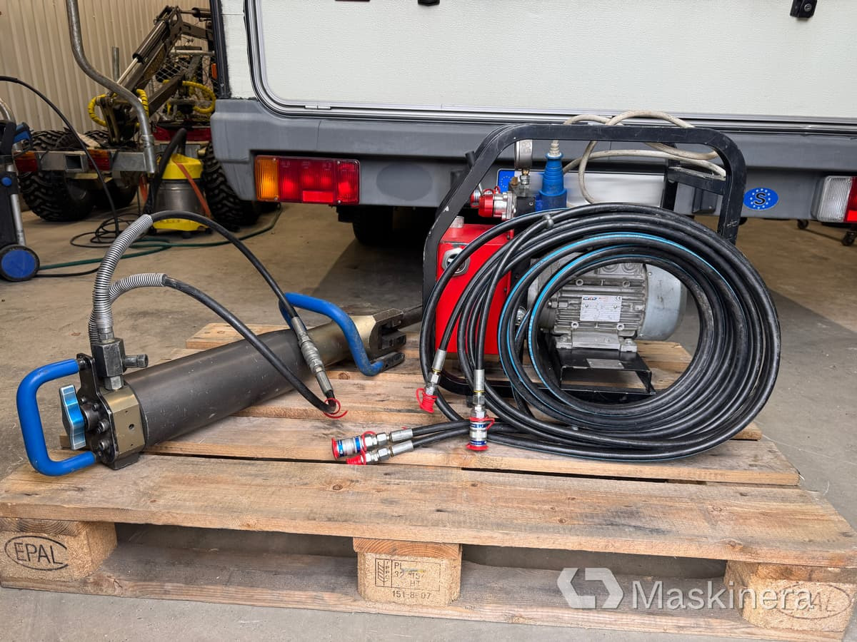 Tehma SP400 & Tehma Centralina PP600-E Stenspräckare Tehma SP400 med hydraulaggregat och slang - מכונות אחרות: תמונה 3 Tehma SP400 & Tehma Centralina PP600-E Stenspräckare Tehma SP400 med hydraulaggregat och slang - מכונות אחרות: תמונה 3