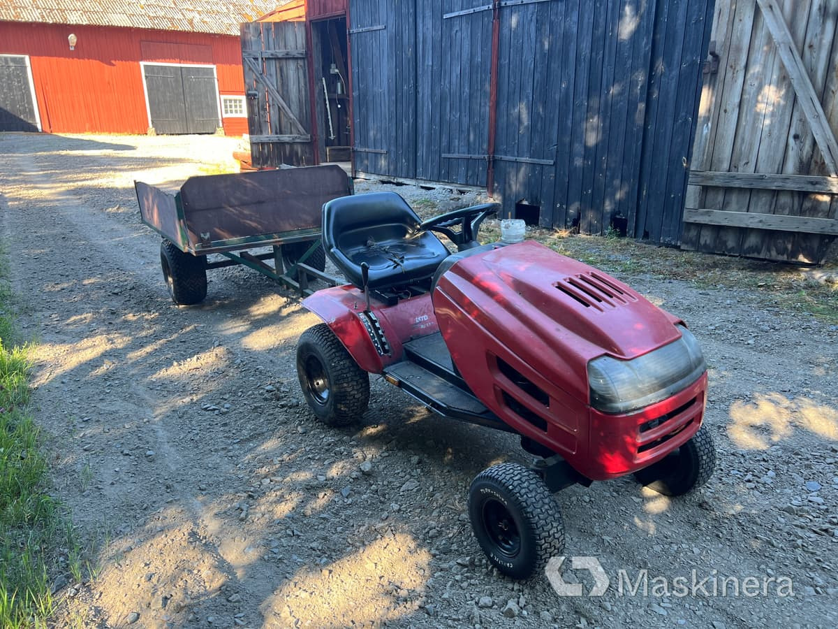 Trädgårdstraktor MTD B/115 med tippvagn - טרקטור חקלאי: תמונה 3 Trädgårdstraktor MTD B/115 med tippvagn - טרקטור חקלאי: תמונה 3