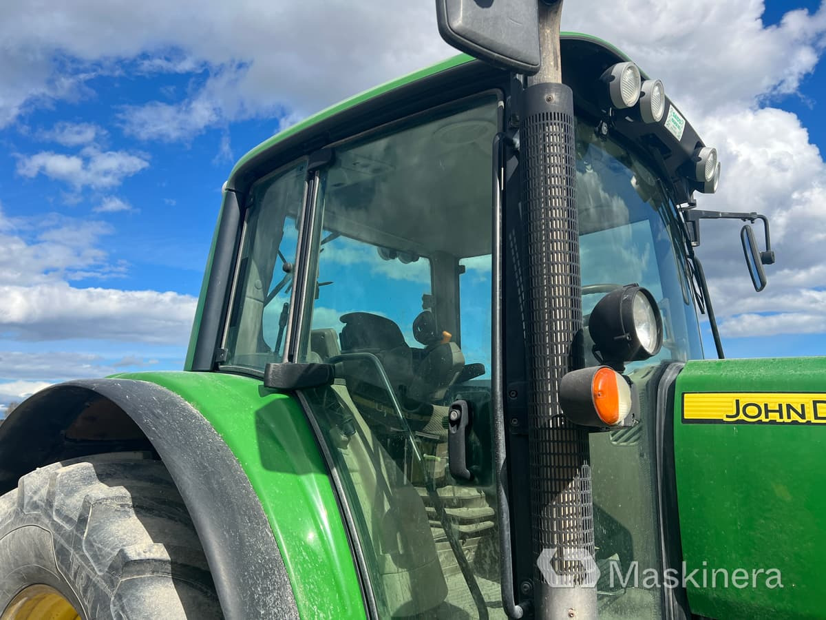 טרקטור חקלאי Traktor John Deere 6930 Premium med frontlyft: תמונה 32