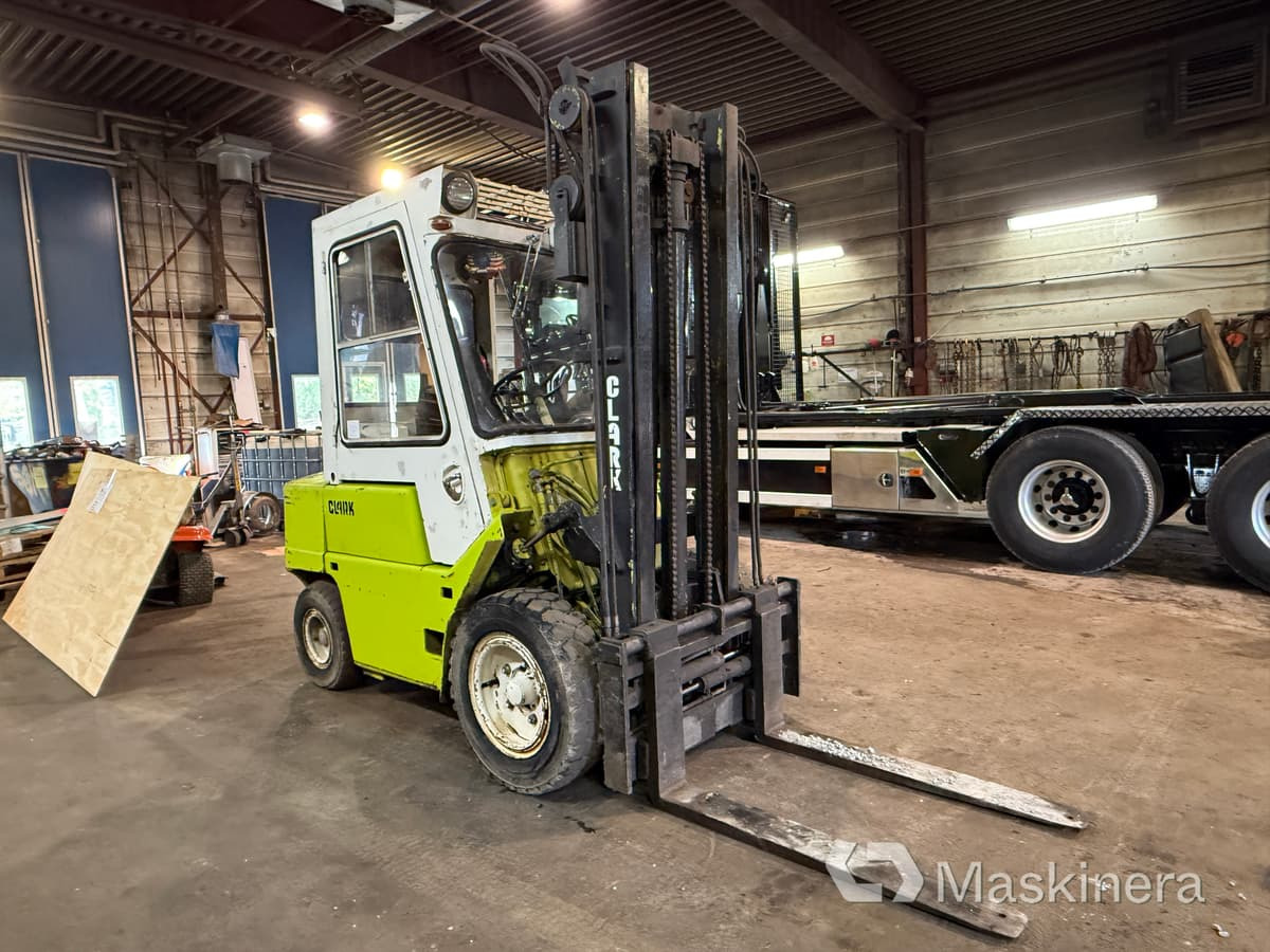 Truck Clark C500 YS 60D (Rep.objekt) - מלגזת סולר: תמונה 5 Truck Clark C500 YS 60D (Rep.objekt) - מלגזת סולר: תמונה 5