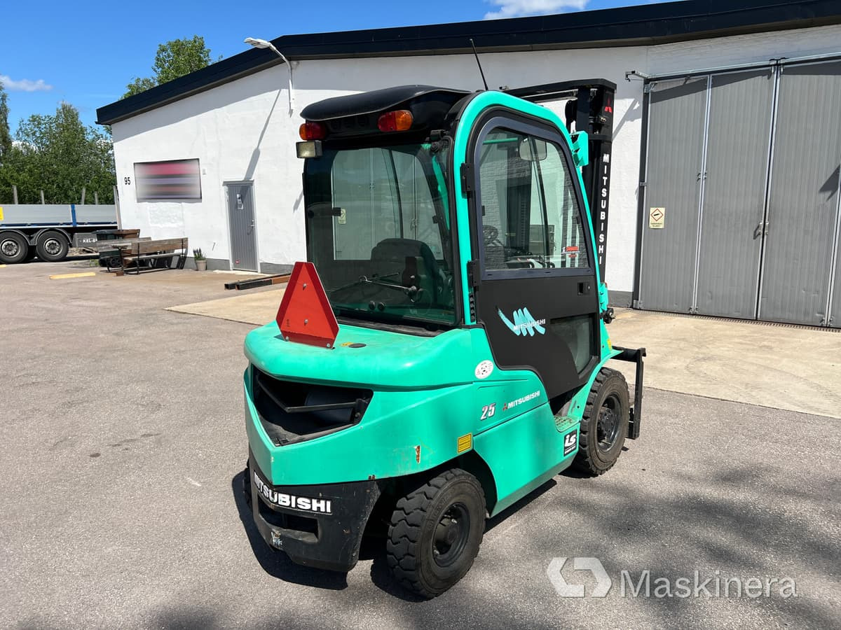 Truck Mitsubishi FD25N - מלגזת סולר: תמונה 5 Truck Mitsubishi FD25N - מלגזת סולר: תמונה 5