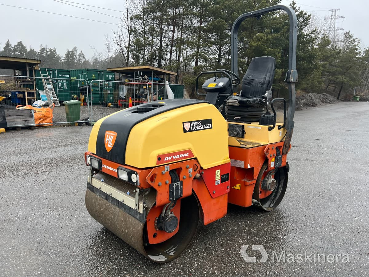 Vält Dynapac CC1100 - רולר כביש: תמונה 1 Vält Dynapac CC1100 - רולר כביש: תמונה 1