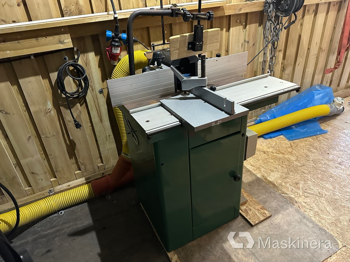 Vertikalfräs KUFO SK-28SP med LUNA spånsug - מכונת עיבוד עץ: תמונה 4 Vertikalfräs KUFO SK-28SP med LUNA spånsug - מכונת עיבוד עץ: תמונה 4