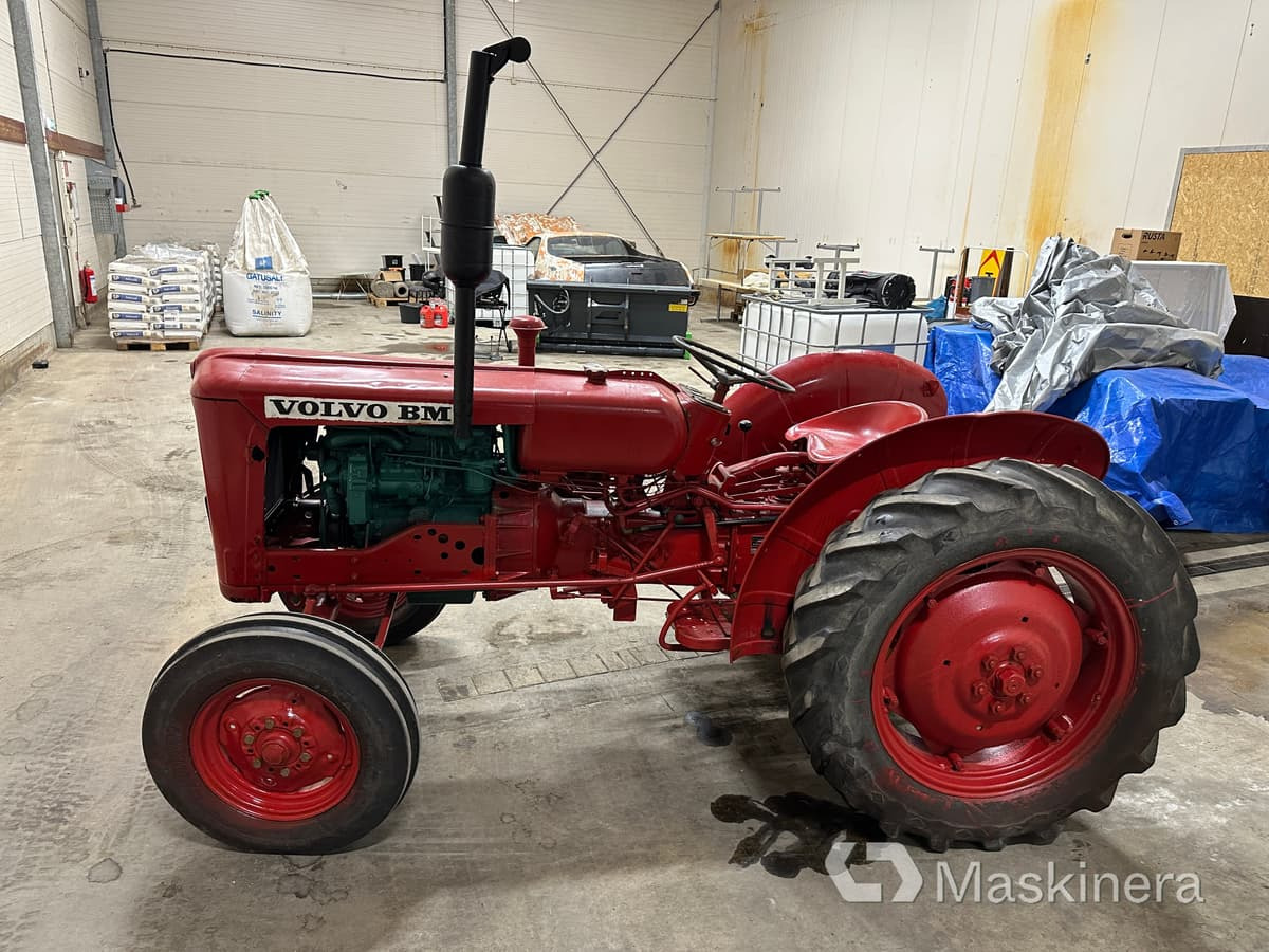 Veterantraktor Volvo BM 320 - טרקטור חקלאי: תמונה 4 Veterantraktor Volvo BM 320 - טרקטור חקלאי: תמונה 4