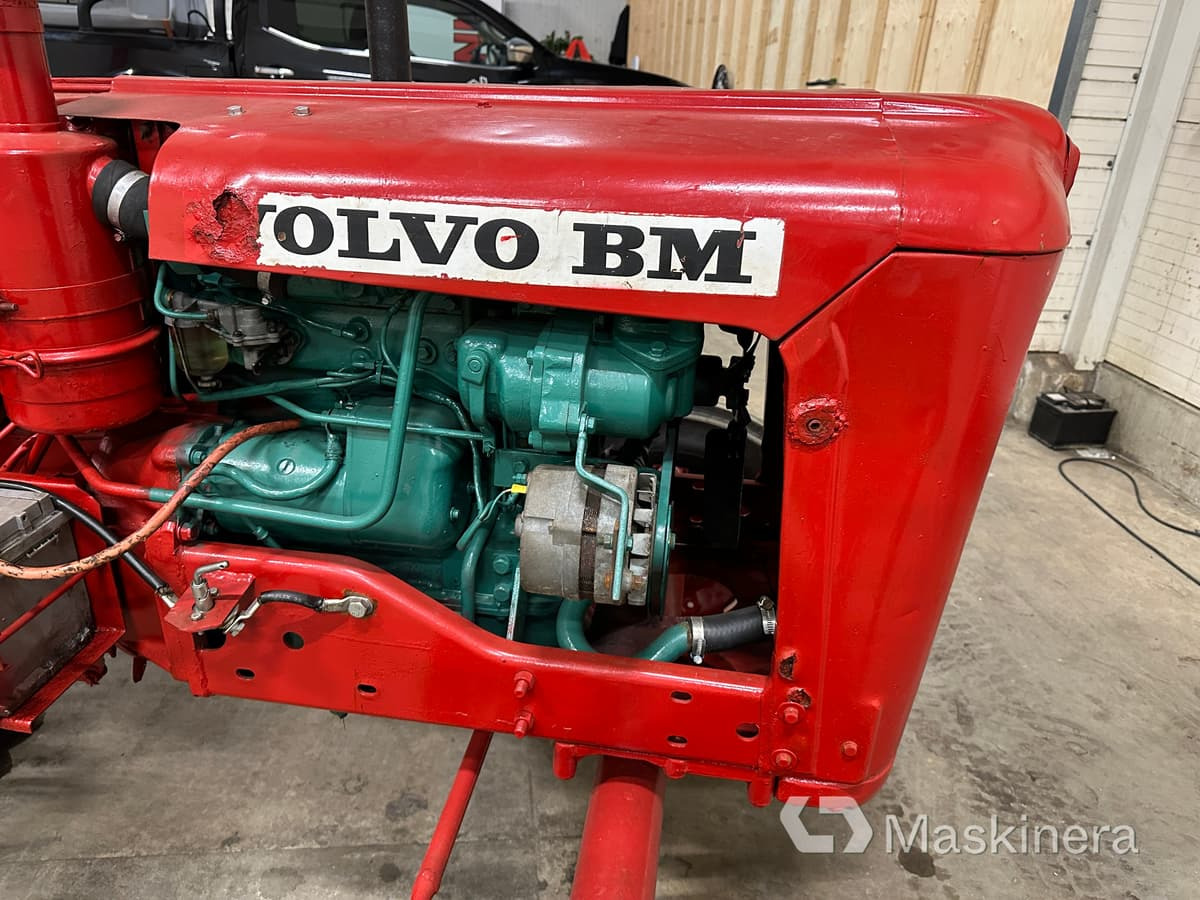הַחכָּרָה  Veterantraktor Volvo BM 320 Veterantraktor Volvo BM 320: תמונה 17