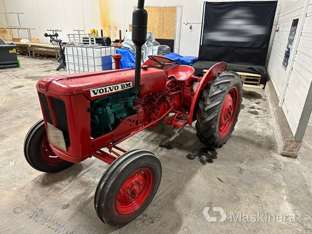 הַחכָּרָה  Veterantraktor Volvo BM 320 Veterantraktor Volvo BM 320: תמונה 10