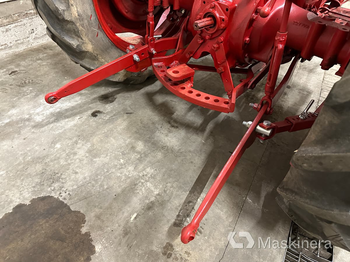 הַחכָּרָה  Veterantraktor Volvo BM 320 Veterantraktor Volvo BM 320: תמונה 27